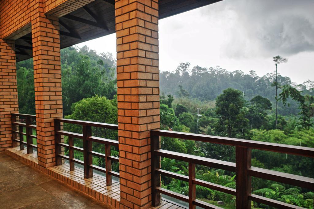 Harmony Valley Retreat Букит Тинги Екстериор снимка